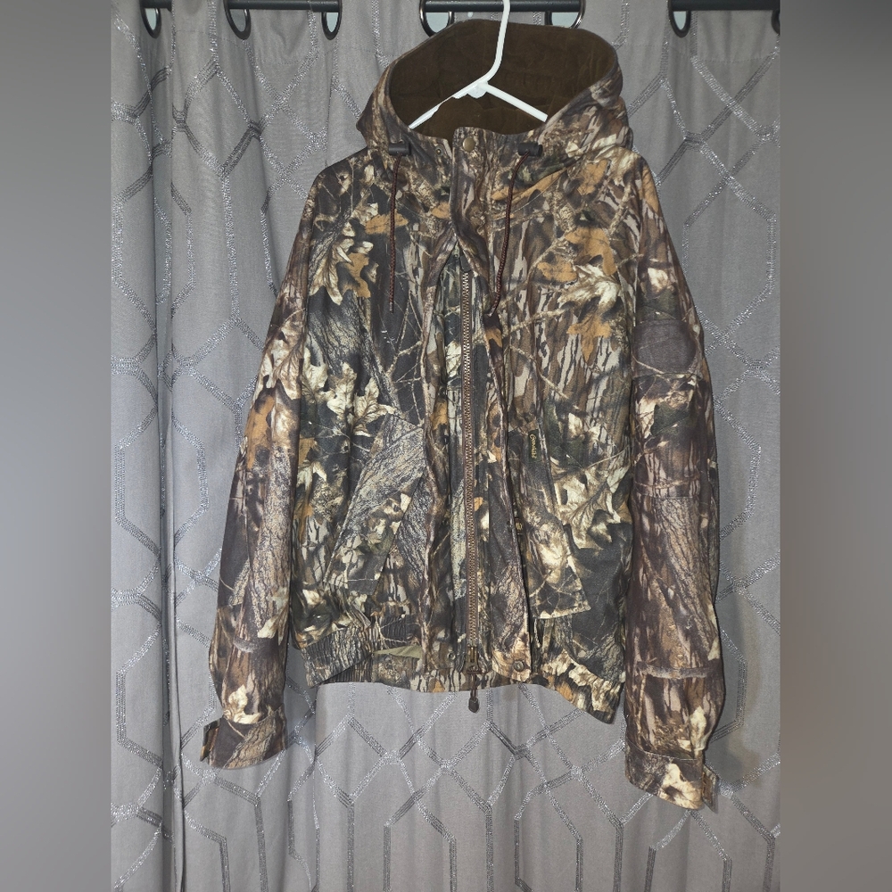 Gamehide Mens Camo Hunting Jacket Size XL.